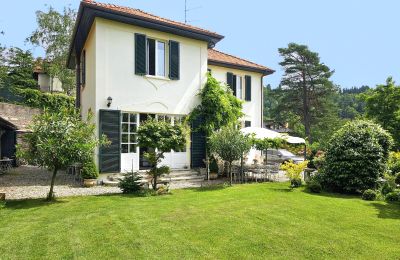 Zabytkowa willa na sprzedaż Bee, Piemont, Widok zewnętrzny