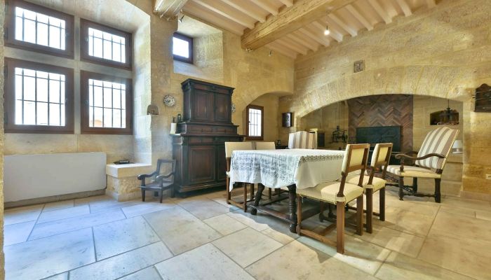  Uzès 3