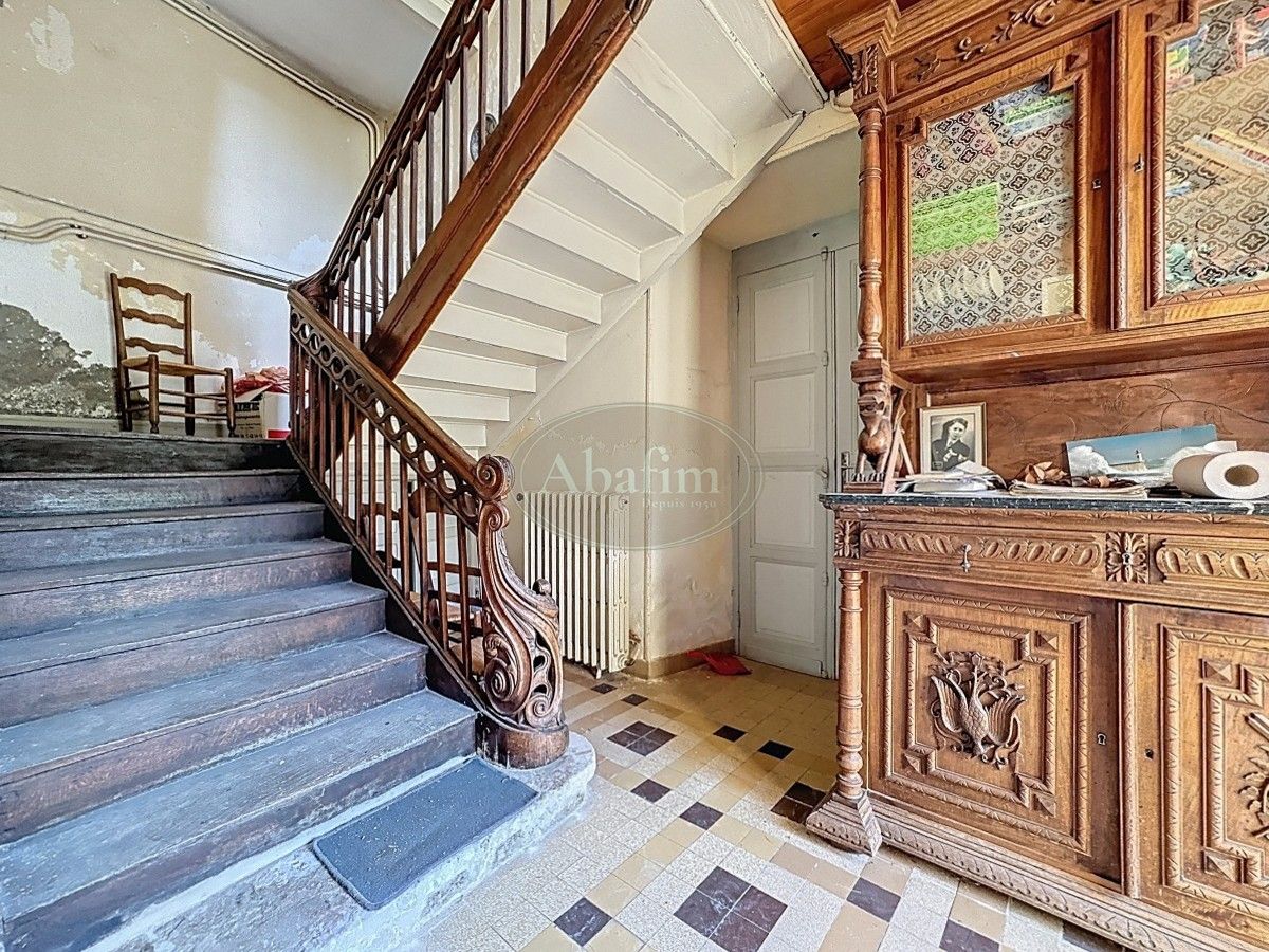 Zdjęcia Klimatyczny dom z historycznym charakterem i widokiem na Pireneje