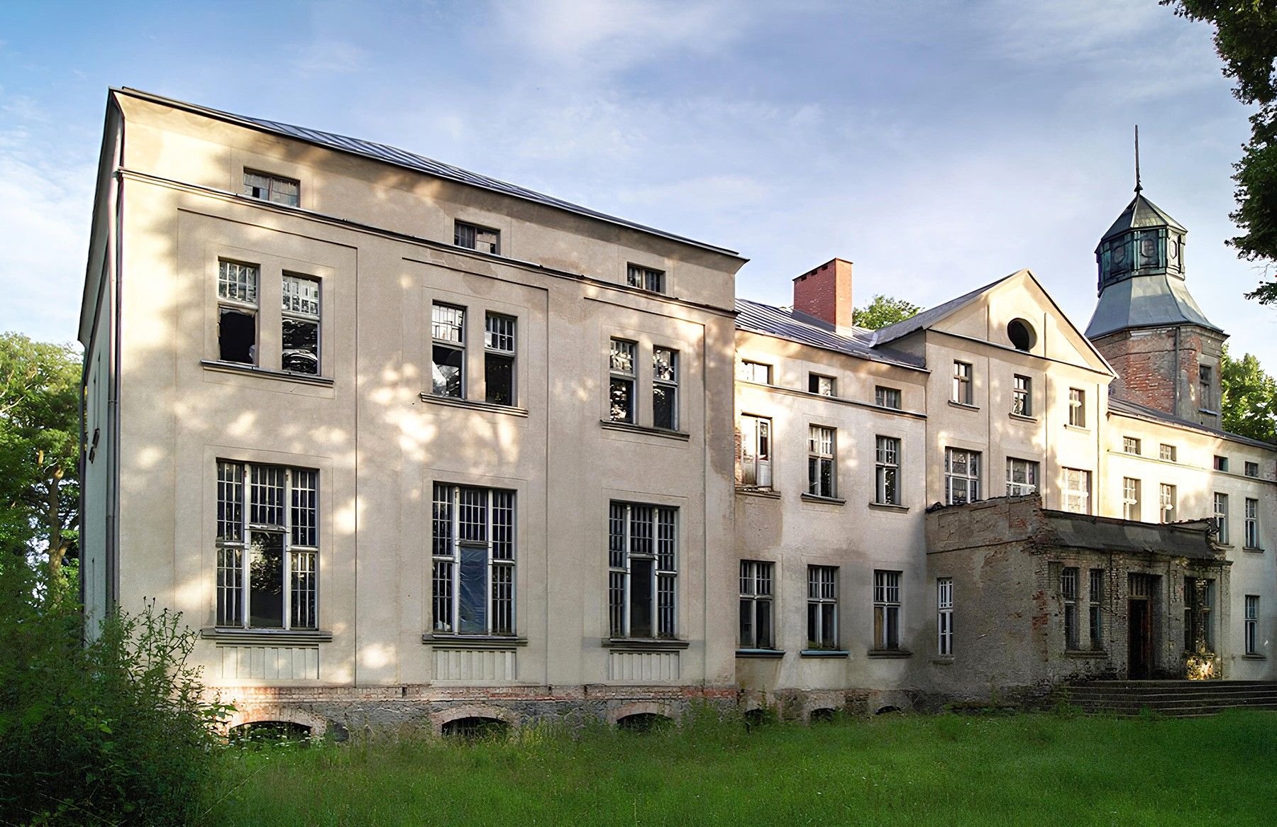 Zdjęcia Założenie pałacowo-parkowo-folwarczne w Żelmowie