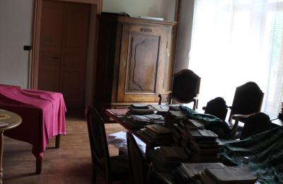 Zabytkowa willa na sprzedaż Faido, Ticino, Sala da pranzo restaurata con accesso indipendente al giardino
