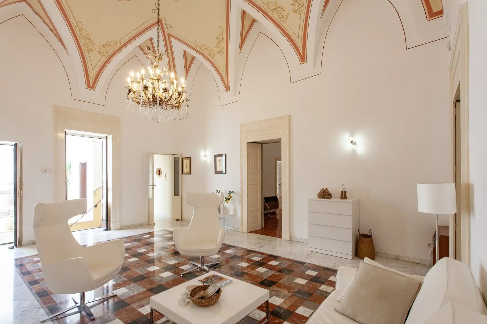 Zdjęcia Historyczny dom z ogrodem i apartamentem dla gości w Oria