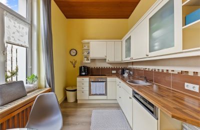 Zabytkowa willa na sprzedaż Währing, Wiedeń, Die Küche im Obergeschoss