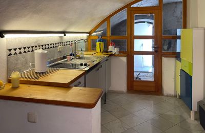 Pałac na sprzedaż 84375 Kirchdorf am Inn, Hofmarkstraße 2, Bawaria, Einliegerwohnung im EG: Küche (Carrara-Marmor und FBH)