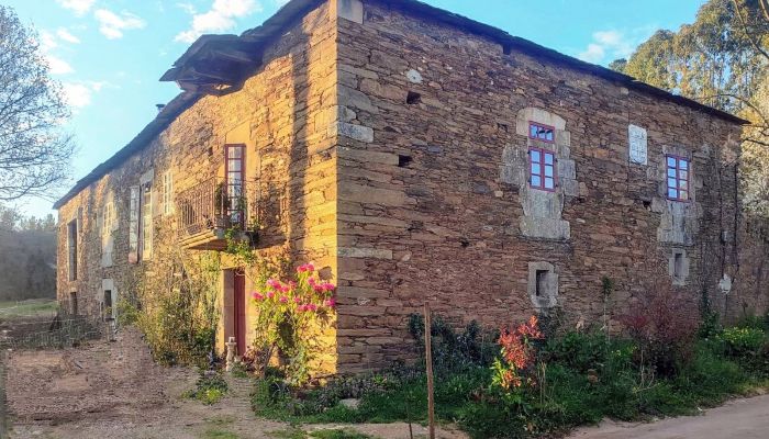 Dwór na sprzedaż Galicja