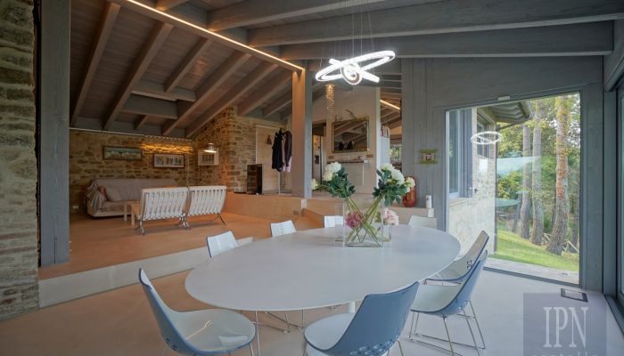 Wiejski dom na sprzedaż Włochy