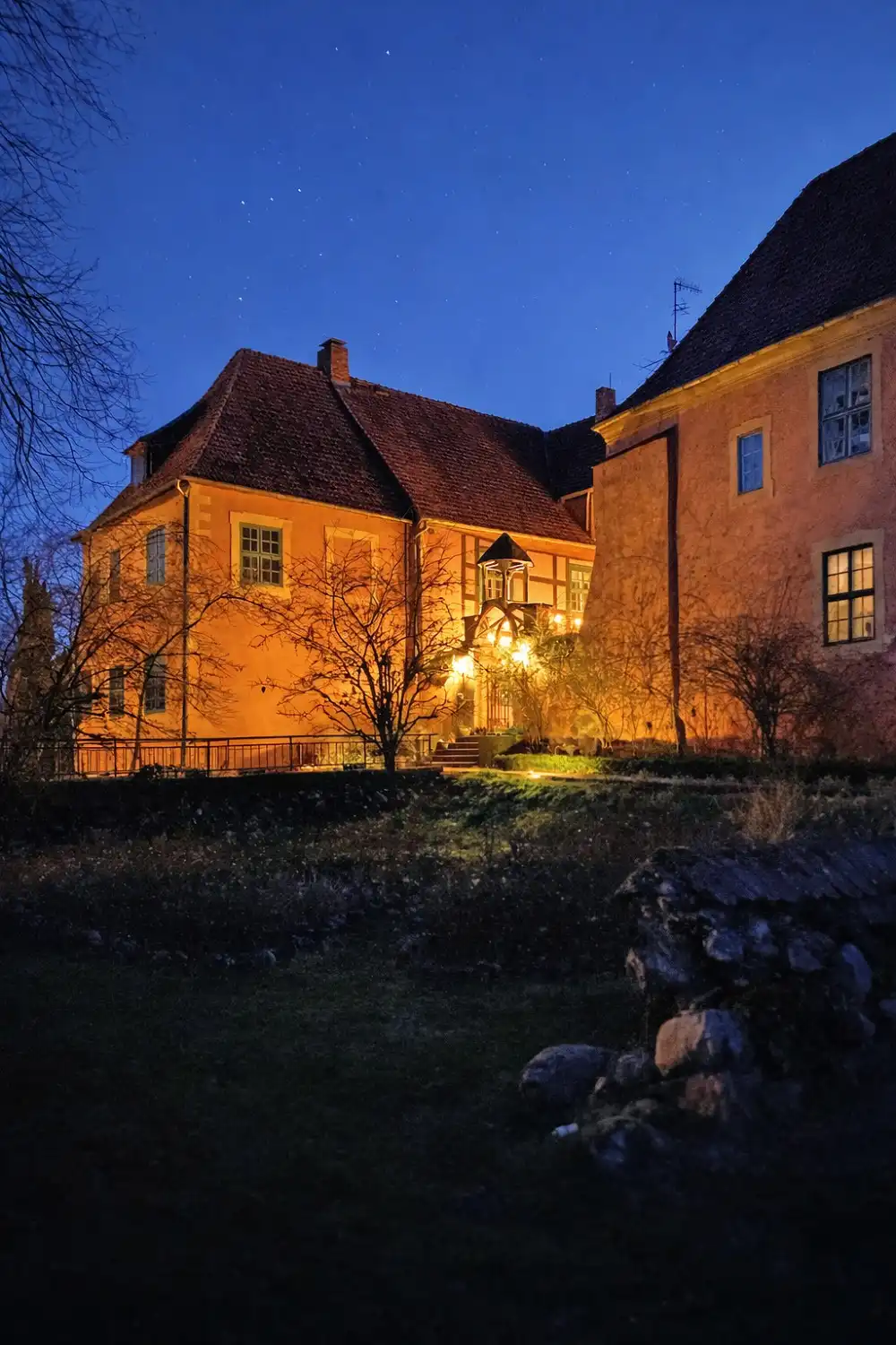 Zdjęcia Zamek Turow w Niemczech – posiadłość na 19 hektarach natury