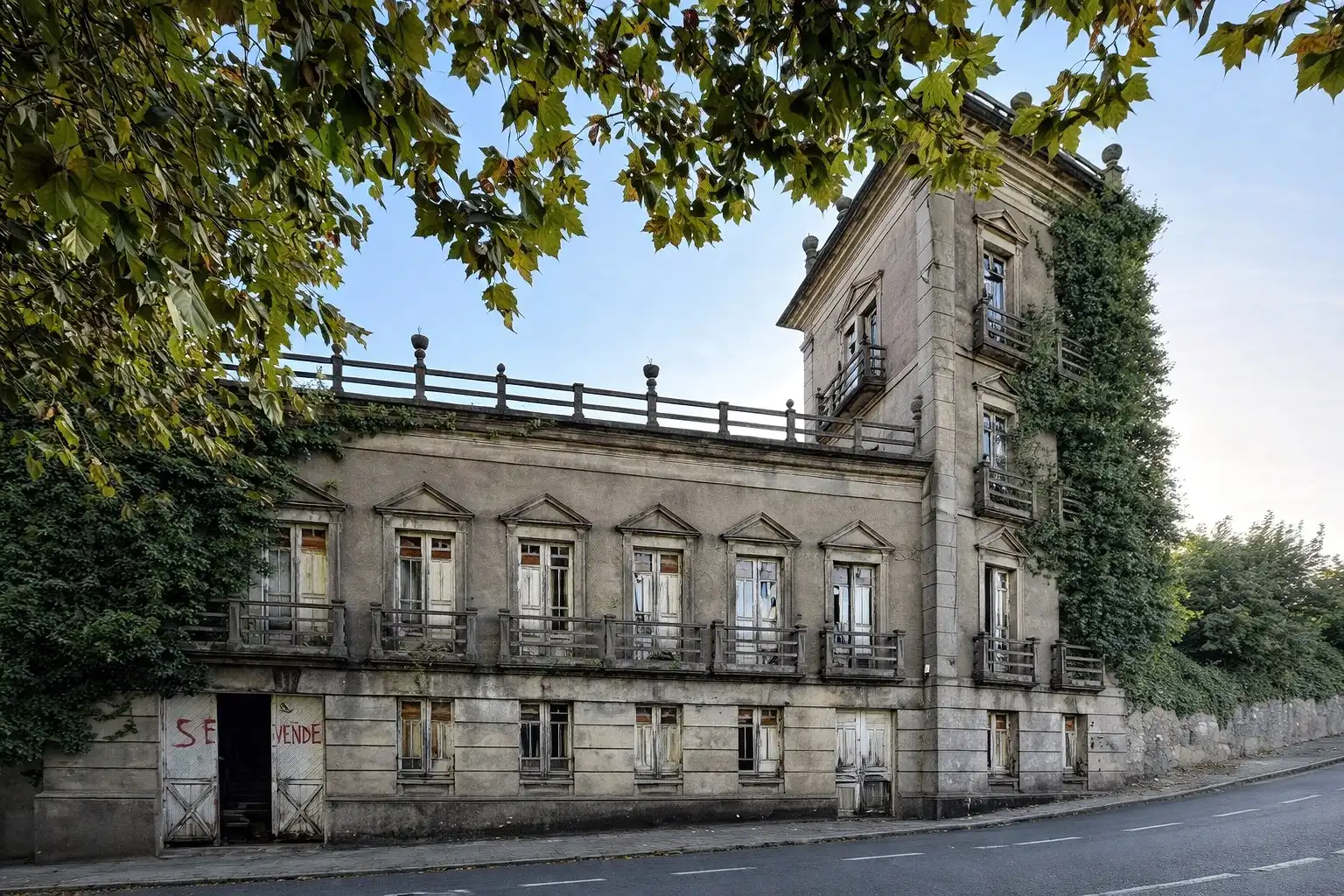 Bilder Sanatorium med stor tomt - Renoveringsprojekt i norra Spanien