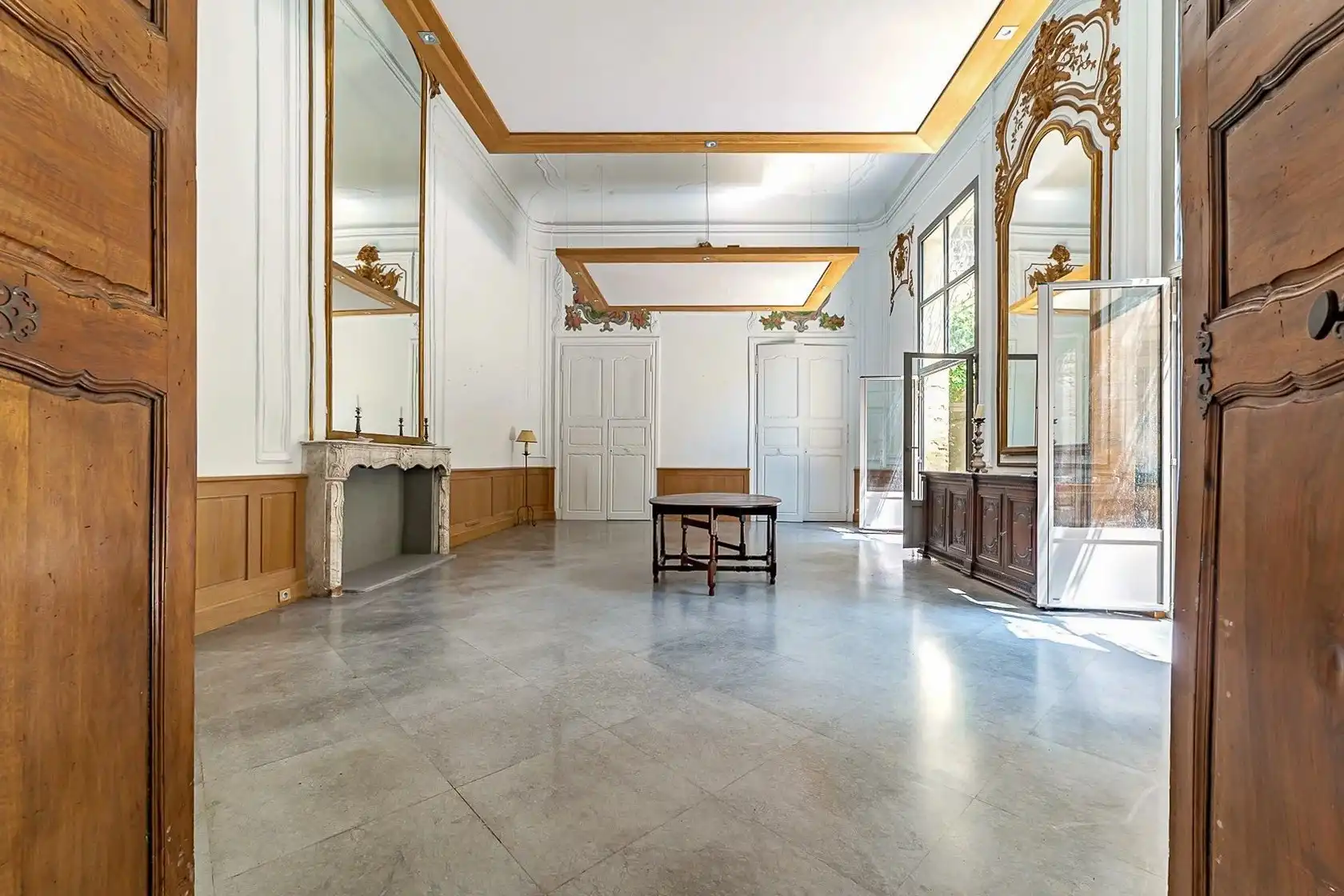 Zdjęcia Apartament 190 m² z ogrodem w zabytkowej rezydencji