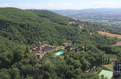 Zabytkowa nieruchomość na sprzedaż 06019 Umbertide, Umbria, Zdjęcie 4/52