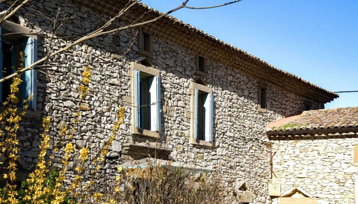  Uzès 3