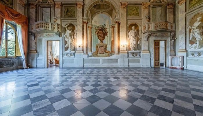  Lucca 5