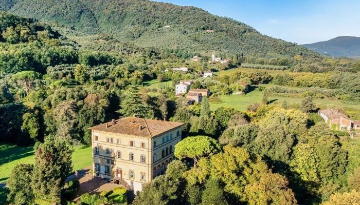 Zabytkowa willa na sprzedaż Lucca, Toskania