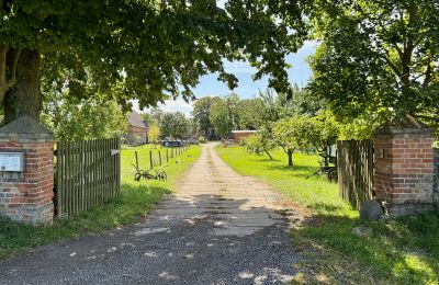 Dwór na sprzedaż Brandenburgia, Hofeinfahrt