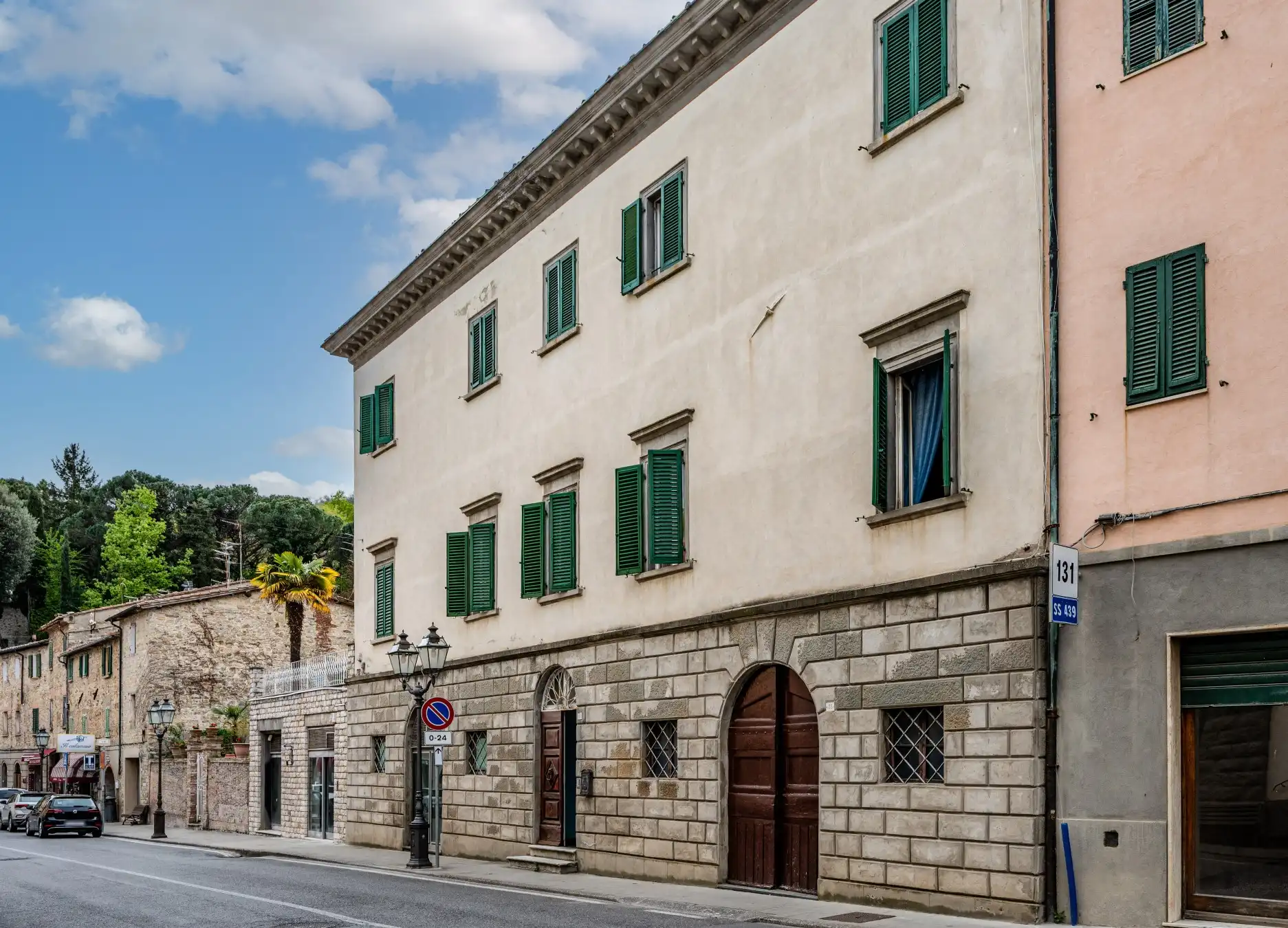 Zdjęcia Pałac z prywatnym parkiem w Castelnuovo Val di Cecina, Toskania