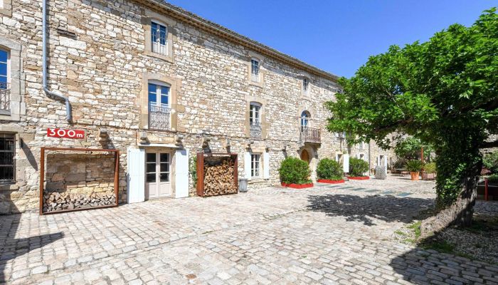  Uzès 2