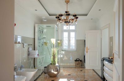 Pałac na sprzedaż Badenia-Wirtembergia, Badezimmer