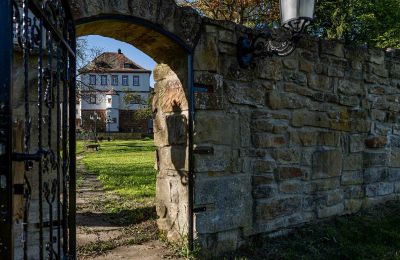 Pałac na sprzedaż Badenia-Wirtembergia, Nebeneingang Schlosspark