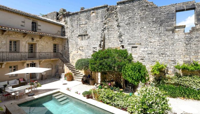 Zabytkowa nieruchomość na sprzedaż Uzès, Oksytania