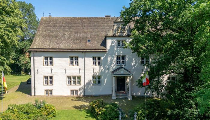 Zamek z parkiem w pobliżu Hanoweru, Bielefeld i Paderborn