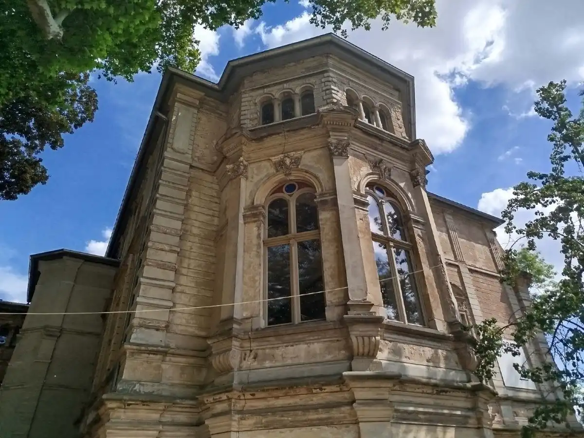 Zdjęcia Ein Herrenhaus mit Seele – Geschichte, Charakter und außergewöhnliche Perspektiven