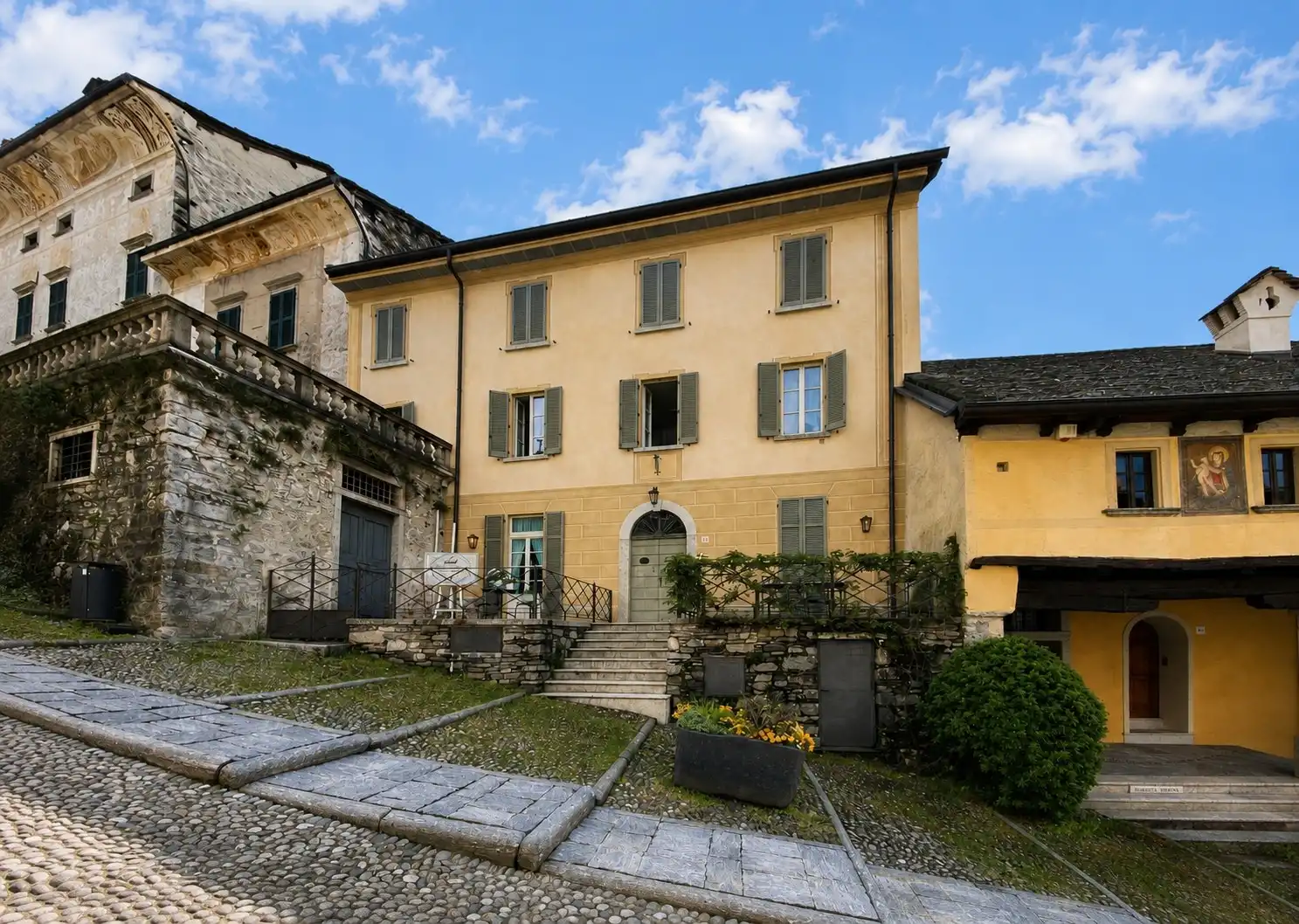 Zdjęcia Apartament w zabytkowym centrum Orta San Giulio