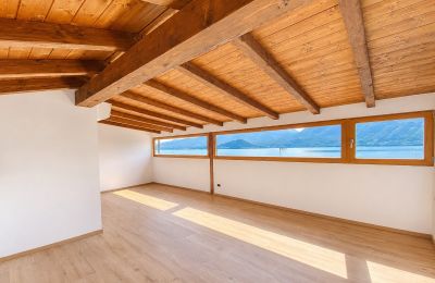Zabytkowa nieruchomość na sprzedaż 28823 Ghiffa, Piemont, Górne piętro