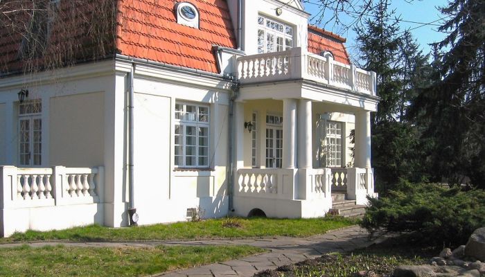 Zabytkowa willa na sprzedaż Piastów, Mazowieckie