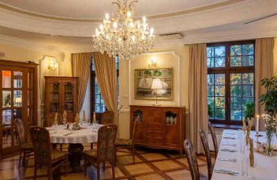 Dwór na sprzedaż Łódzkie, Restauracja