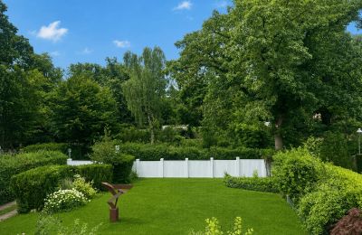 Zabytkowa willa na sprzedaż Berlin, , Blick in den Garten und den Park