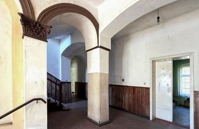 Pałac na sprzedaż Bronów, Bronów 20, Dolnośląskie, Hol wejściowy