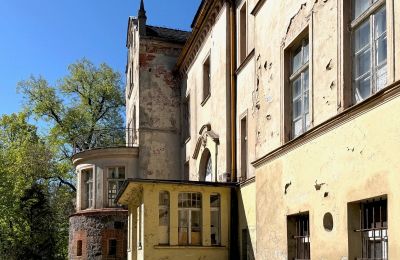 Pałac na sprzedaż Bronów, Bronów 20, Dolnośląskie, Widok z boku