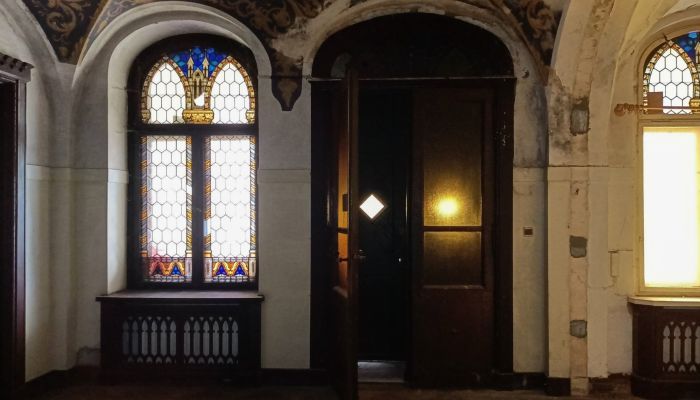 Hol wejściowy w pałacu, Justyna Stęplewska, REALPORTICO