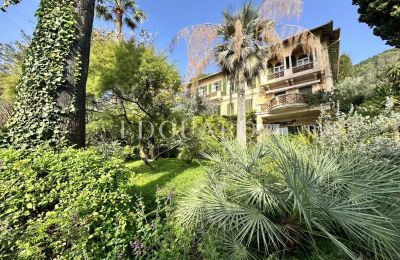Apartament w zabytkowym budynku na sprzedaż Menton, Provence-Alpes-Côte d'Azur, Widok zewnętrzny