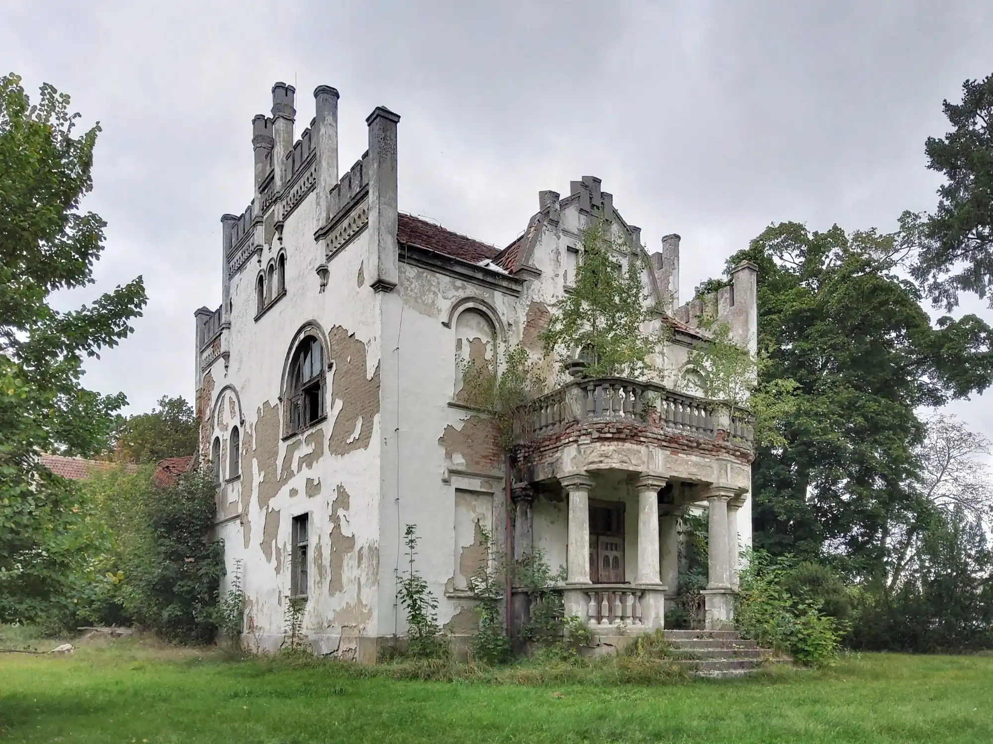 Zdjęcia Dwór w Piotrowie, gm. Brodnica