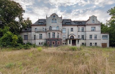 Posiadłości, Pałac w Bronowie, gmina Góra, Dolnośląskie