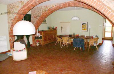 Dom na wsi na sprzedaż Arezzo, Toskania:  RIF2262-lang10#RIF 2262 Wohn-Essbereich im EG