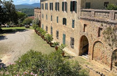 Zabytkowa willa na sprzedaż Siena, Toskania:  RIF 2937 Aussicht