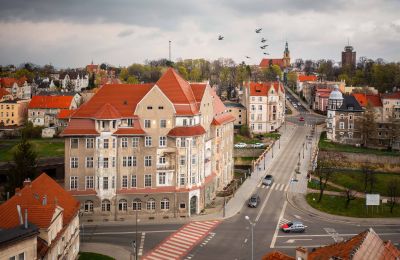 Posiadłości, Kamienica – dawny Hotel Kaiserhof / Hotel Polonia, Dzierżoniów