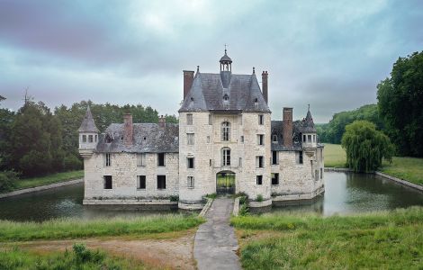 Pont-Saint-Pierre, Le Château - Zamki w Normandii -  Pont-Saint-Pierre