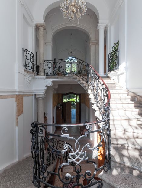  - Neobarokowe schody w Pałacu w Rybokartach
