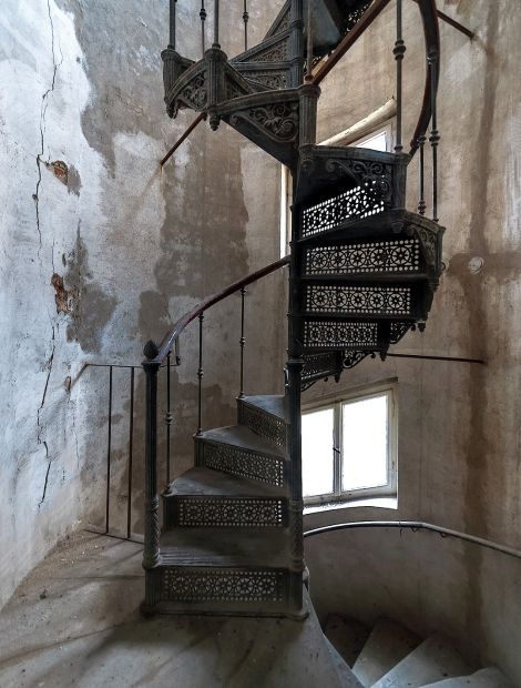 Zawsze fascynujące: schody.