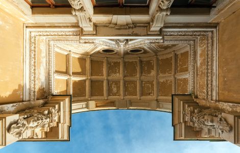 /pp/arr/thumb-villa-loggia-balkon.jpg