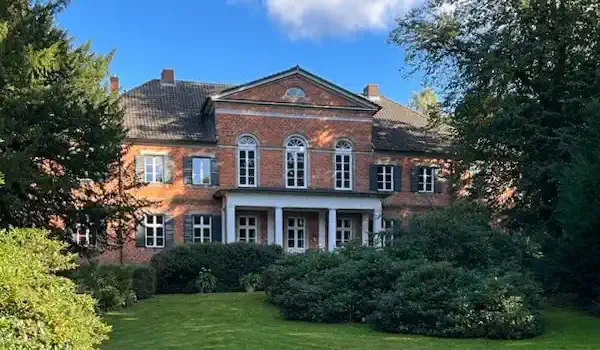 Widok parku dworu Stecknitz