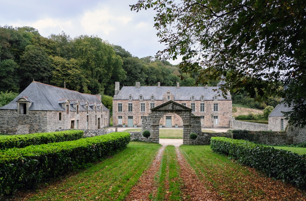 /pp/cc_by/thumb-chateau-de-vaurouault-bretagne.jpg