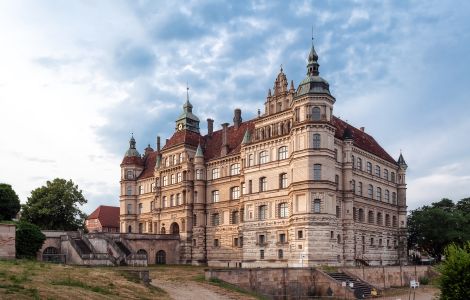 Güstrow, Schloss - Pałace w Meklemburgii-Pomorzu Przednim: Güstrow