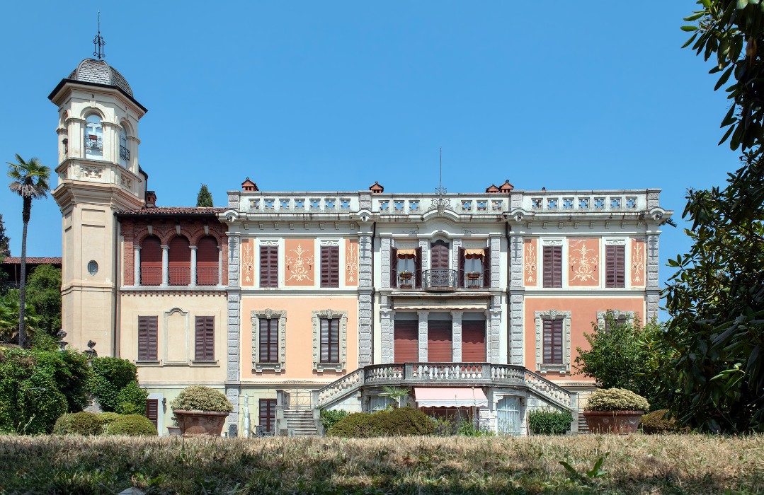 Villa Canelli w Belgirate, jezioro Maggiore, Belgirate