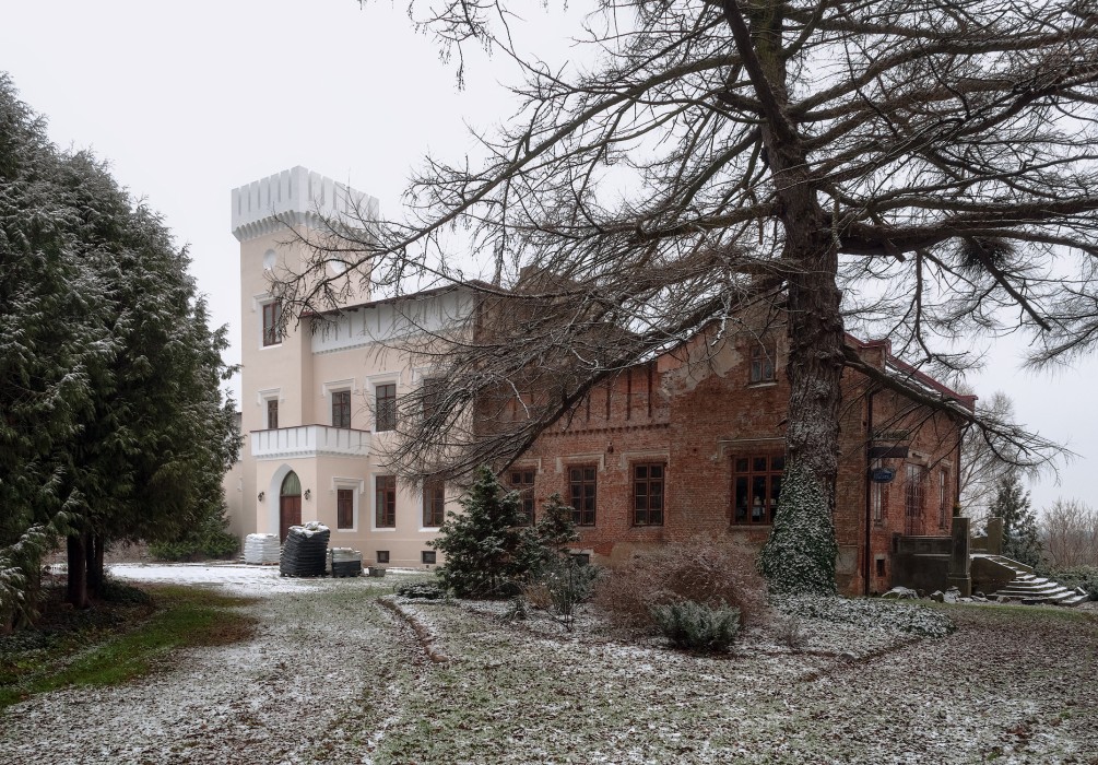 Pałac w Białej Rawskiej, Biała Rawska