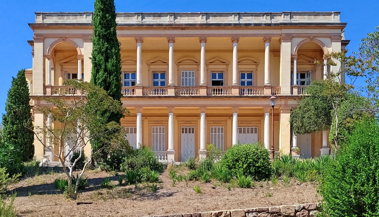 Willa Aurélienne w Fréjus, Fréjus