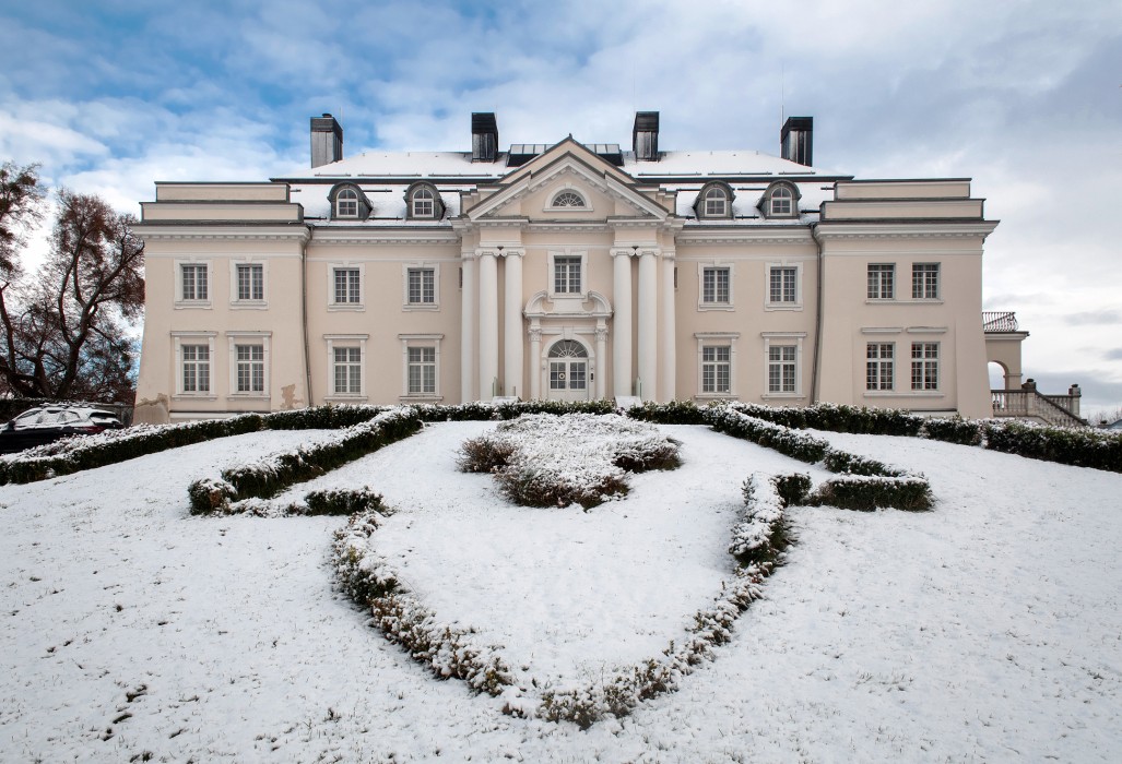 Pałac w Komierowie, kujawsko-pomorskie, Komierowo